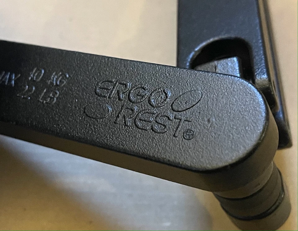 NUEVO SOPORTE ANTEBRAZO ARTICULADO ANTIDESLIZANTE NEGRO ERGOREST FINLAND 332-013 Foto 4 de 4