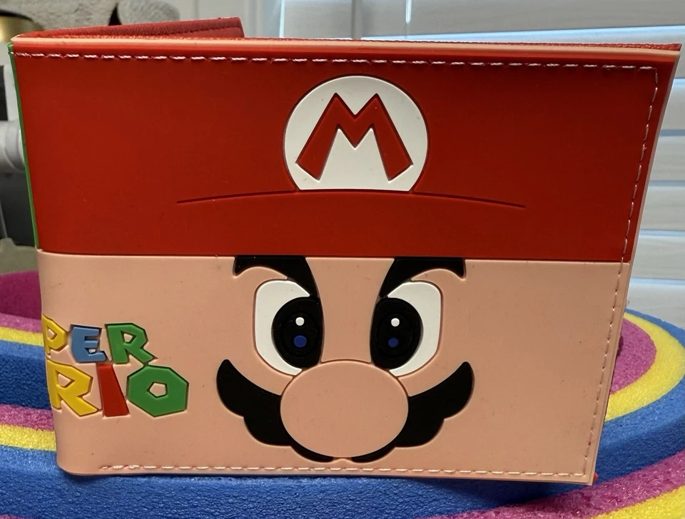 Bioworld Super Mario world wallet rubber bifold men’s multicolored ID coin new - Image 3 of 4