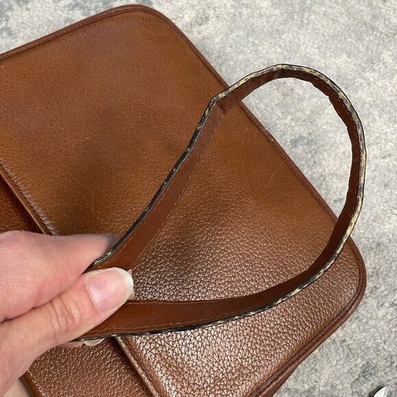 Vintage Burberry Burberrys Brown Pebbled Leather Crossbody Vintage Burberry Burberrys Brown Pebbled Leather Crossbody