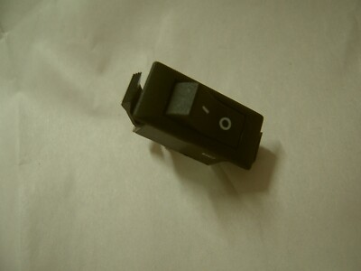 Arrow England Rocker Switches Model 150011E014 A | eBay Australia