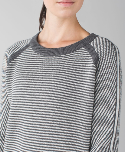 Size 6 Lululemon DEVI CREW Sweater 