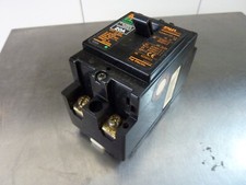 FUJI ELECTRIC EA32 BB2AEA-020 AUTO-BREAKER 20 AMP 220VAC 50/60HZ 30196 