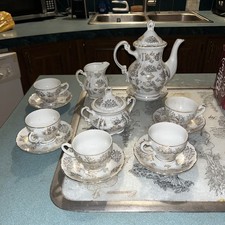 8 Piece Vintage Tea Set With Gold Accents