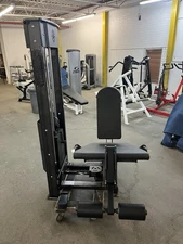 Arsenal strength M1 SELECTORIZED SEATED LEG EXTENSION MACHINE!