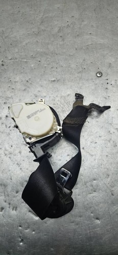 BMW 1 E81 E87 2007 Links Sicherheitsgurt vorne 33059848 VLC14049