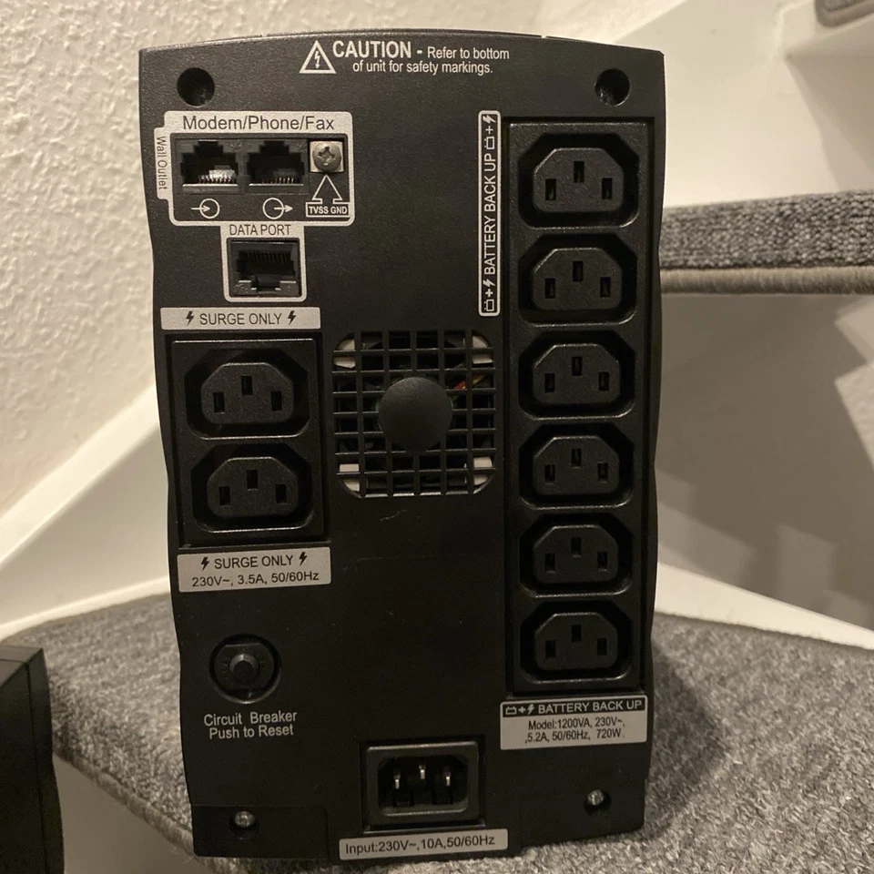 APC Back-UPS RS 1200VA 230V LCD UPS Stromversorgung mit neuen Batterien / Akkus - Bild 3 von 4