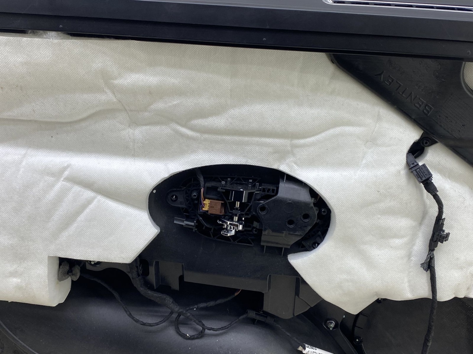2013-2019 BENTLEY FLYING SPUR FRONT RIGHT INNER DOOR TRIM PANEL BLACK LEATHER