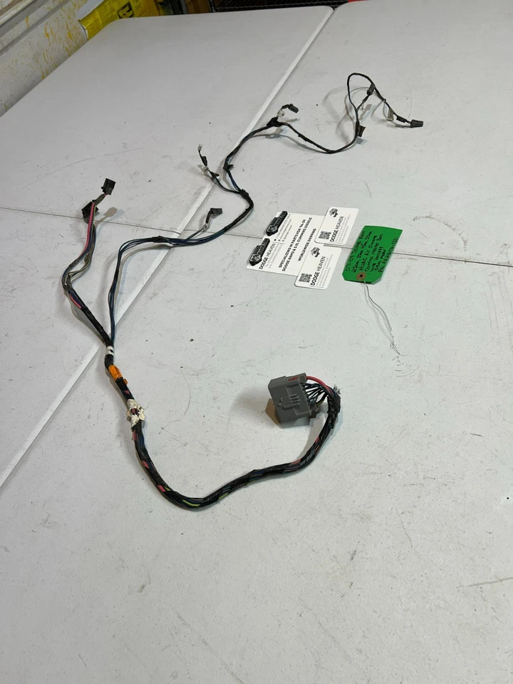 Arnés de cables caja de calefacción de climatización OEM 2007-2009 Dodge Ram 2500-5500 AA246470-4331 Foto 3 de 4