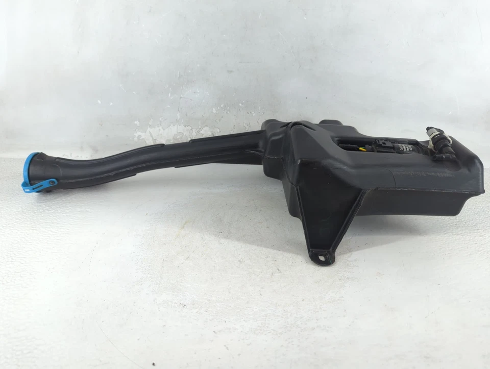 2020 Honda Odyssey Windshield Washer Fluid Reservoir Bottle Oem DCIJS - Image 4 of 4