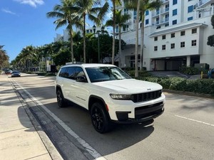 2023 Jeep Grand Cherokee L Altitude Sport Utility 4D