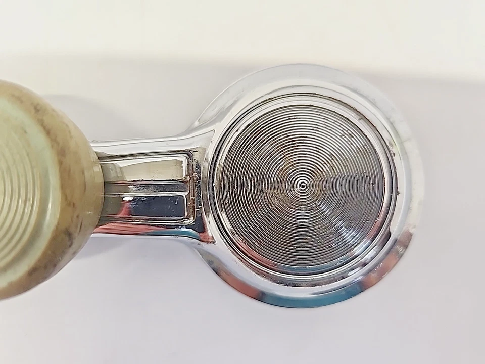 Manivela de ventana de ventilación gris única GM 5289 1967-82 usados OEM GM autos Chevy (663) Foto 3 de 4