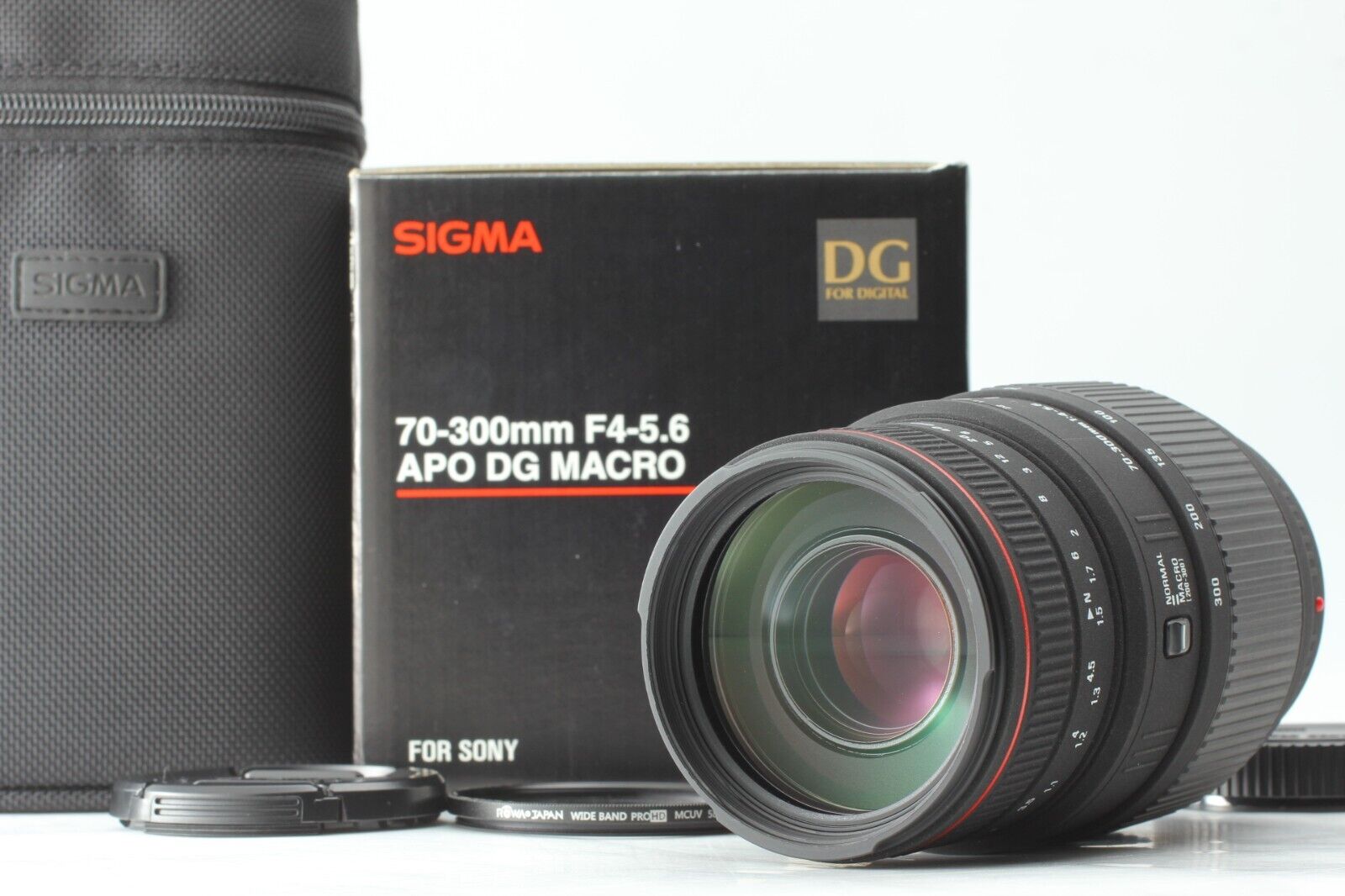 BOXED MINT / SIGMA 70-300mm f/4.0-5.6 APO DG Macro Lens For