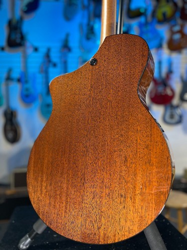 Martin SC-18E Guitar - Aged Natural w/Martin Case, & PLEK*D #647 - Picture 10 of 14