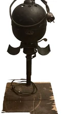 E. Leitz Wetzlar  Antique Photo Enlarger Very Early~ Before Badges!