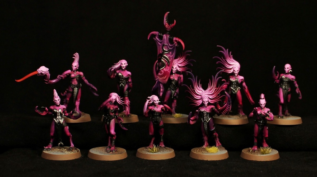 Daemonettes of Slaanesh painted AoS Warhammer 40k Hedonites