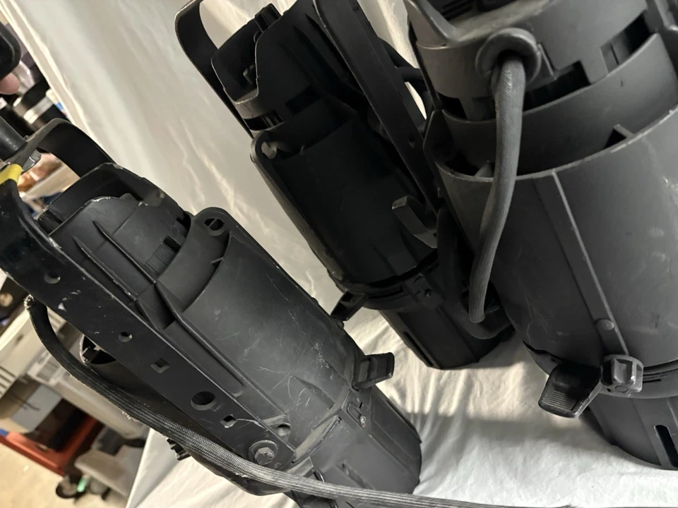 ETC Source Four Ellipsoidal 2- 750W & 2 - 500W LOT Of 4 Total - All Working - Image 3 of 4
