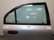 Porte arrière et accessoires Mitsubishi CARISMA
