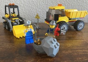LEGO CITY #4201 Construction Loader & Dump Truck 100% Complete Miner Minifigures