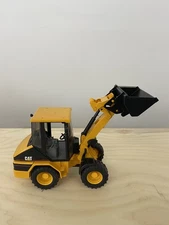 Bruder CAT Wheel Loader 1:16 Plastic Toy 1418/01 Yellow Tractor Made in Germany