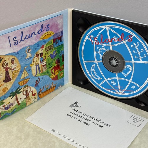 Putumayo Islands World Music (CD Compilation) Great Music from Tropical Islands - Imagen 2 de 4