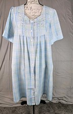 Vintage Miss Elaine Woman s Housedress/robe Sz L White Blue Seersucker Floral