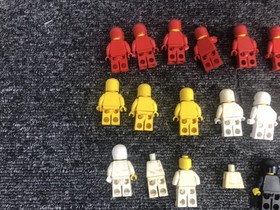 LEGO Space: Minifigure Lot x19 & Galaxy Commander (6980) incomplete