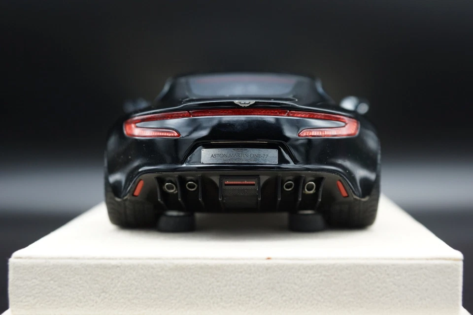 Tecnomodel 1/18 Aston Martin One-77 2010 Black | #14/77 | Resin Car - Image 4 of 4