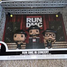 Funko Pop Deluxe CORRE DMC EN CONCIERTO - Momento exclusivo de Walmart NUEVO, leer