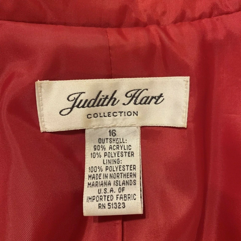 Judith Hart. Size 16.  USA.  Acrylic/Poly/Metallic.  Lined Textured Jacket.  DD. - Image 4 of 4