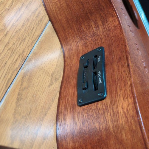 Discontinued Anuenue Papaii Pickup Cutaway - Picture 2 of 5