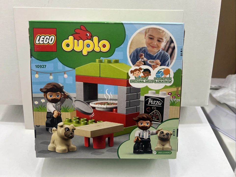 New LEGO DUPLO Pizza Stand w/ Dog 10927  Sealed new In Box— Retired Set - Image 4 of 4