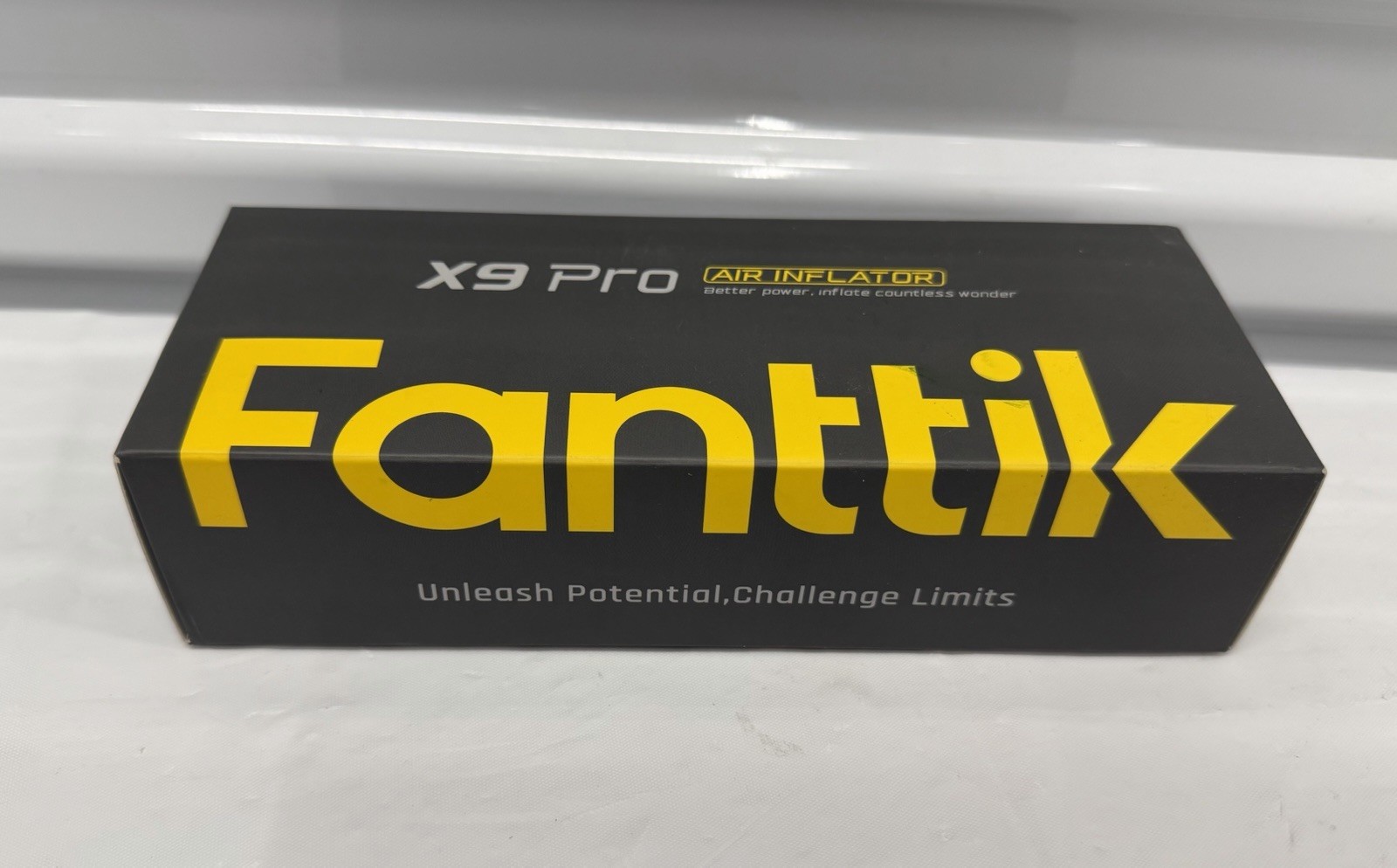 Fanttik X9 Pro Tire Inflator 150 PSI Digital Air Pump Ships from USA