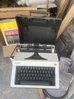 Kofferschreibmaschine OLYMPIA Mod. Monica Vintage BRD Retro Deko Typewriter Deko