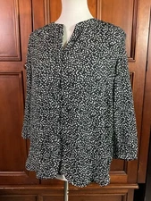 Jachs Girlfriend New York Blouse Black And White Lknw Gorgeous Button Down Blous