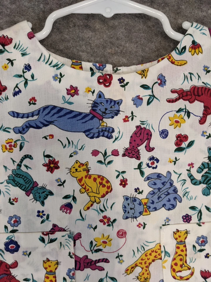 Top corto vintage hecho a mano niñas jóvenes mediano multicolor estampado de gato bolsillos Foto 4 de 4