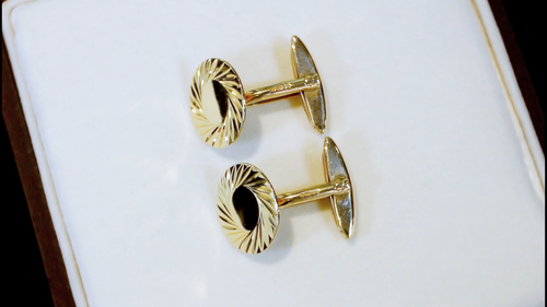 Boutons de manchette arrondis en or jaune 9 carats vintage 1976 - Vidéo 1 sur 1