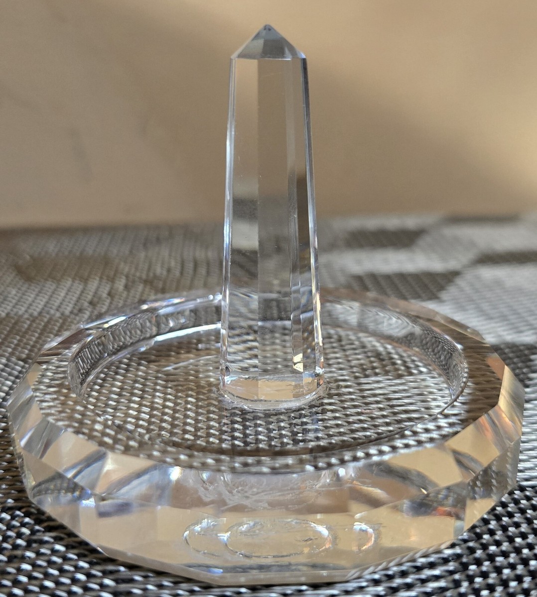 Signed Oleg Cassini Crystal Faceted Ring Holder 3 x3