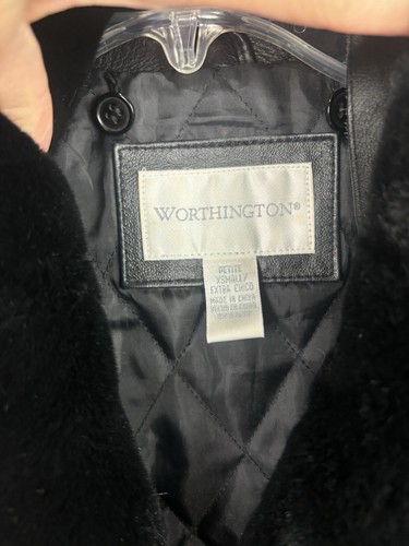 WORTHINGTON Women’s XS Petite BLACK LEATHER JACKET WITH DETACHABLE FUR COLLAR - Picture 5 of 7
