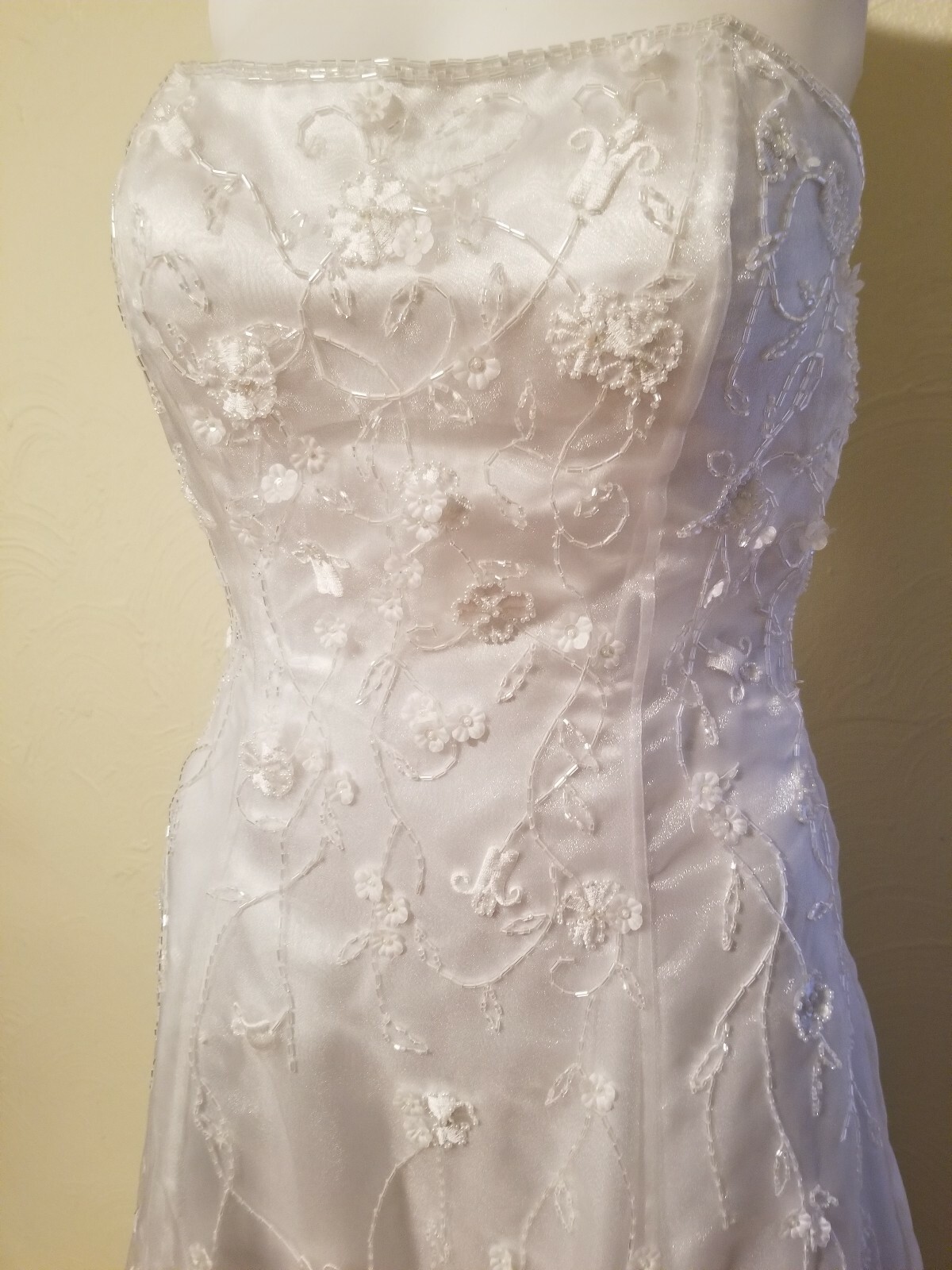 Picture 1 of 6