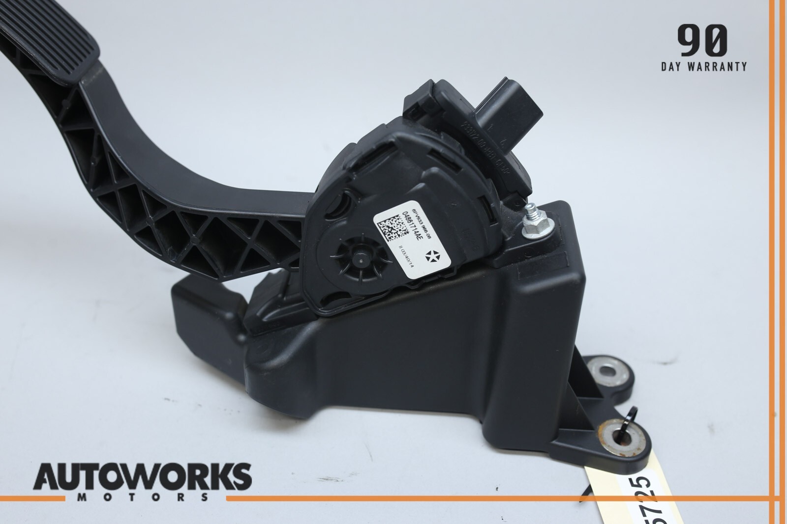 14-19 Maserati Ghibli M157 Speed Acceleration Pedal w/ Pad 06700053460 OEM