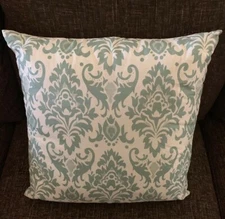 Rizzy Decorative Pillow 18 In X 18 In Green Print