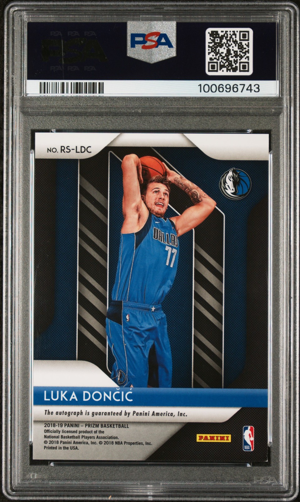 2018 PANINI PRIZM ROOKIE SIGNATURES #RSLDC LUKA DONCIC ROOKIE RC PSA 9 AUTO view 2