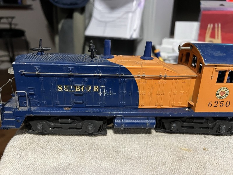 Lionel 6250 Vintage O Seaboard NW-2 Powered Diesel Locomotive