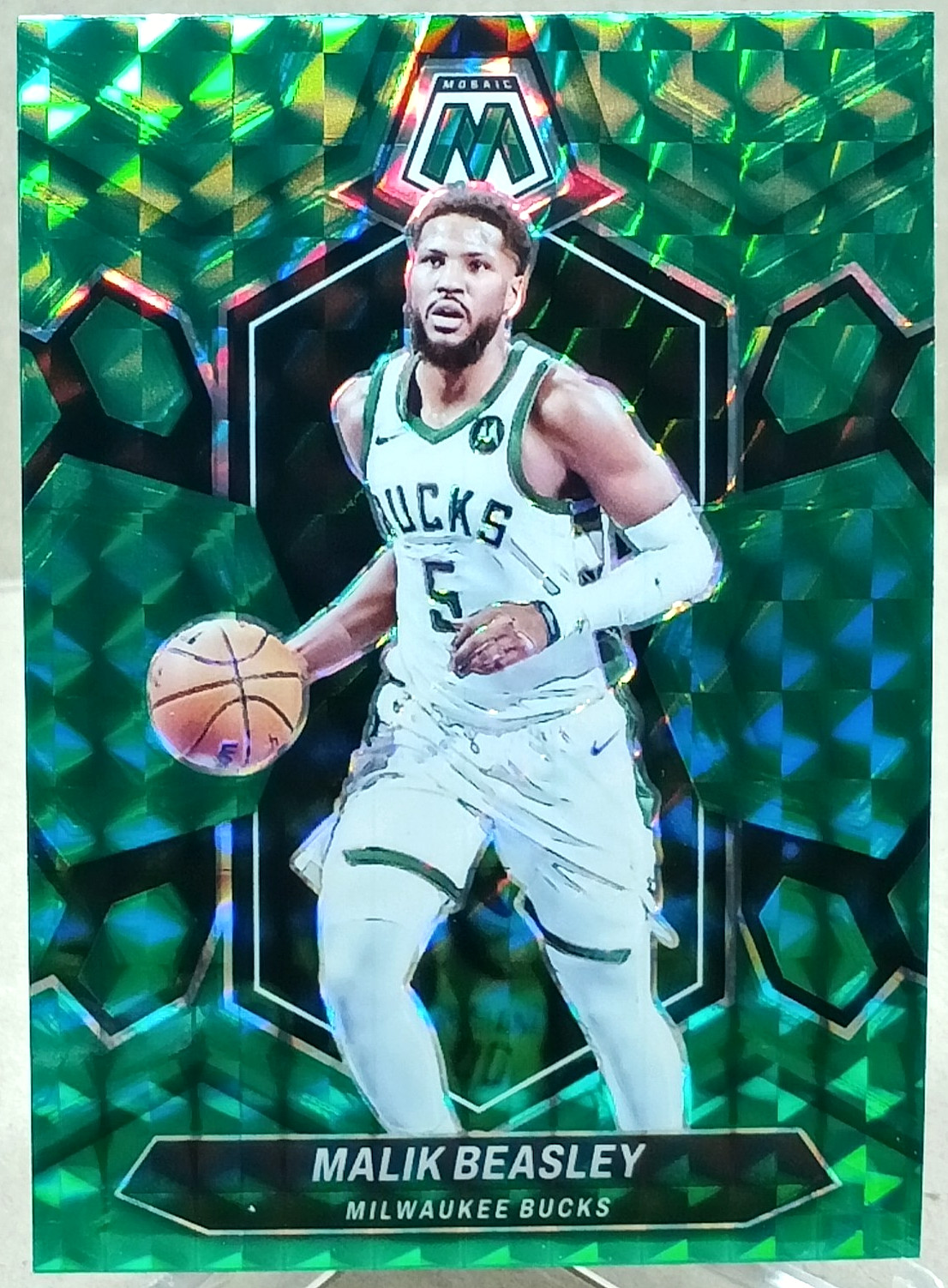 Malik Beasley 2023-24 Panini Mosaic - Green Mosaic Prizm #40