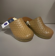 Universal Thread Magnolia Woven Mule Clogs Tan Size 6 NEW With Tags