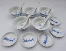 5 chinesische Reisschalen Suppenschalen , 5 L&ouml;ffel  & 5 Sojaschalen Porzellan