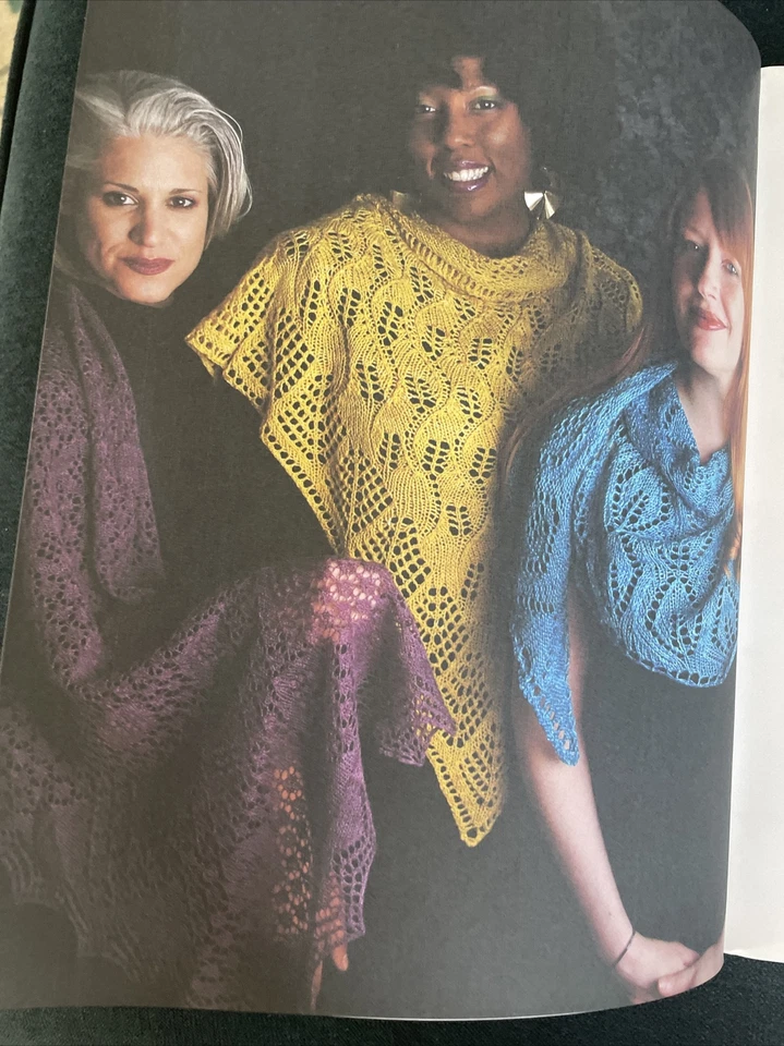 Mantones moldeadores construcción 10 diseños de Anna Dalvi Foto 4 de 4