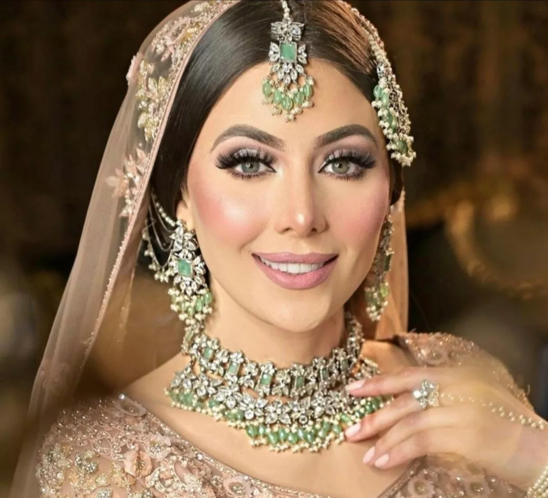 Choker bridal hotsell jewellery