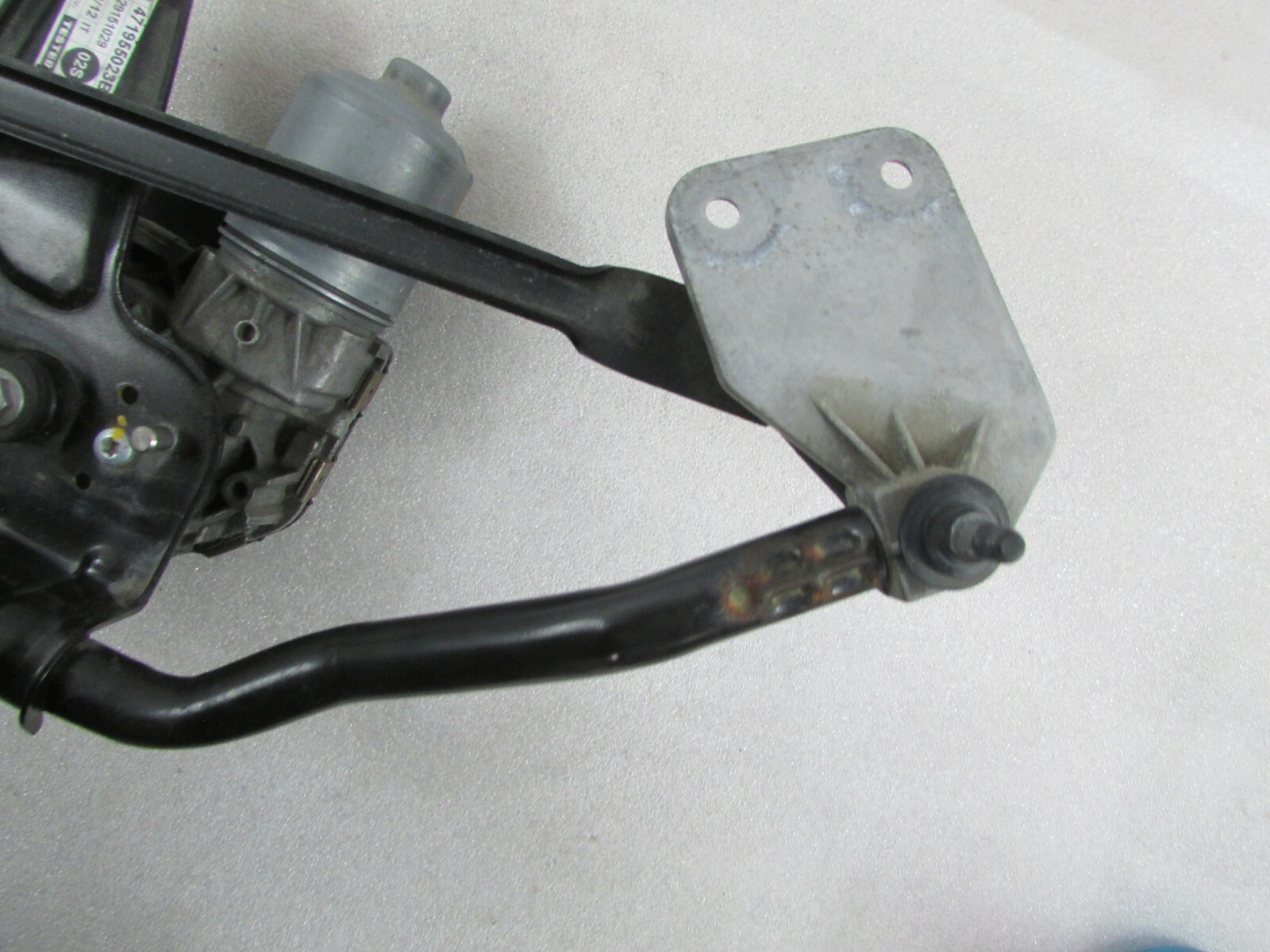 Lamborghini Aventador, Wiper Arm Linkage w/Motor, Used P/N 471955023B, 471955119