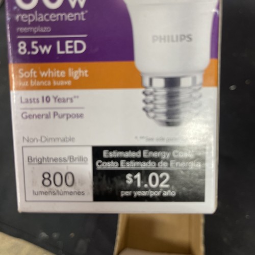4 bulbs PHILIPS A19 E26 8.5W LED SOFT WHITE LIGHT BULB 800 LUMENS 2700K uns nib - Picture 3 of 6